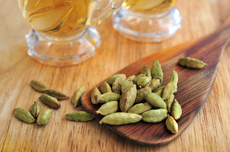 how to use Cardamom oil to lose weight