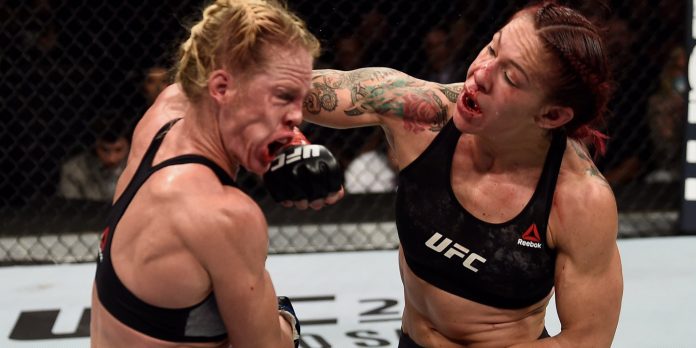Cris Cyborg and Holly Holm fighting