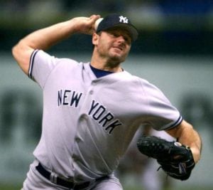 Roger Clemens throws in early innings 